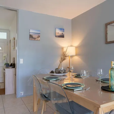 Marines-4 By Interhome